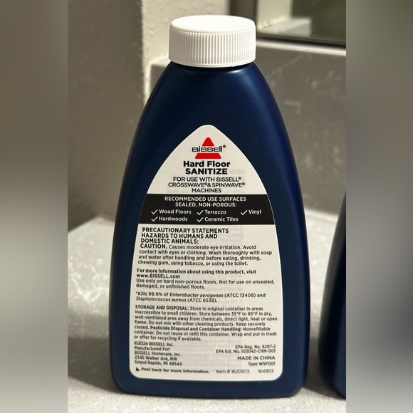 Brand New Bissell 8oz Pet Multi-Surface & 8oz Hard Floor Sanitize Cleaners - Picture 6 of 7